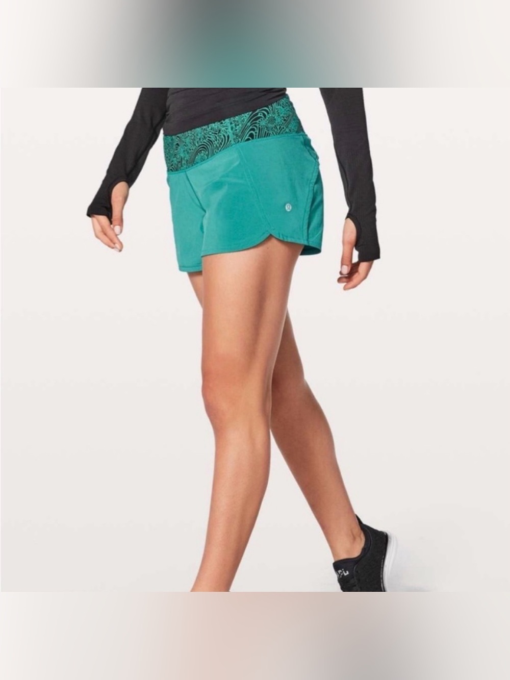 Lululemon Run Times Short II 4” Spirit Green / Kitakami Viridian Green Black - Picture 2 of 8